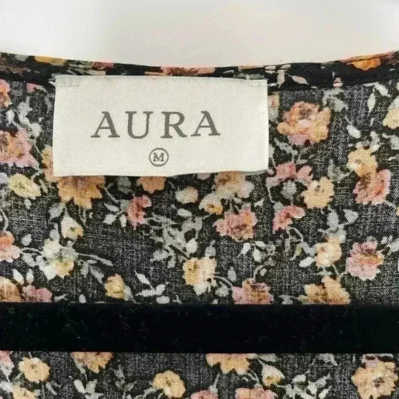 Aura Floral Babydoll Mini Dress size M in new like condition. Feminine, cowgirl - Picture 3 of 6